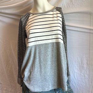 Staccato, ladies, long sleeve shirt, NEW NWT Size M. Make a bundle & save!